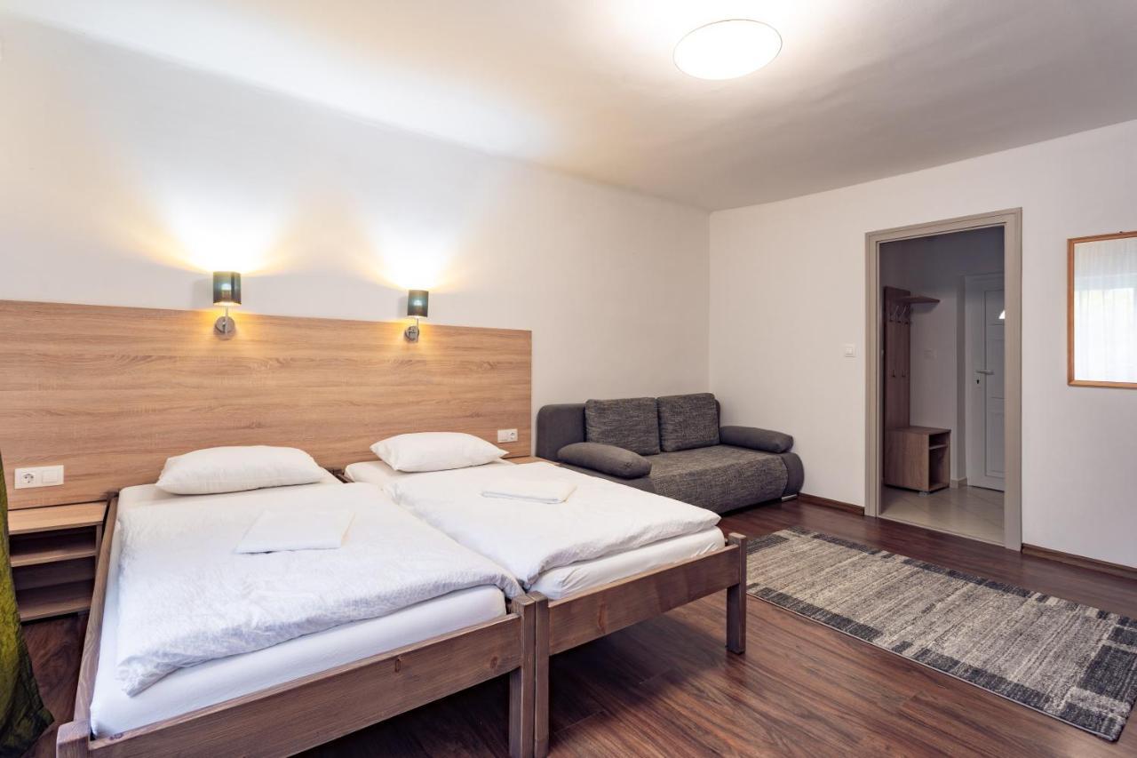 Sobri Halászcsárda és Panzió Baja Extérieur photo