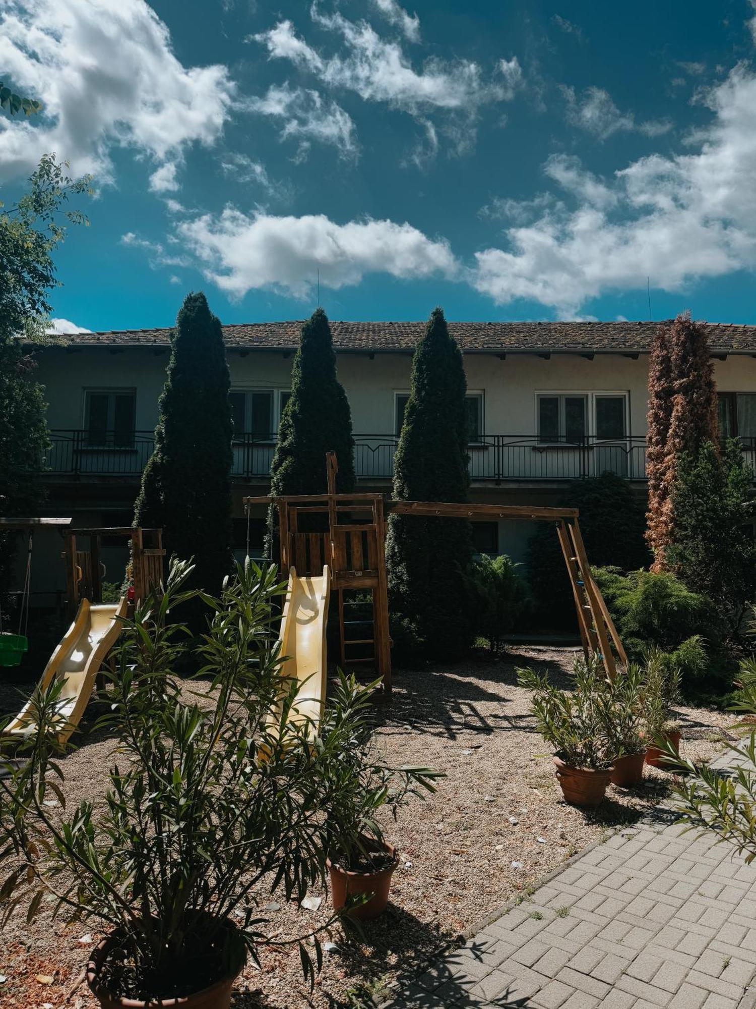Sobri Halászcsárda és Panzió Baja Extérieur photo