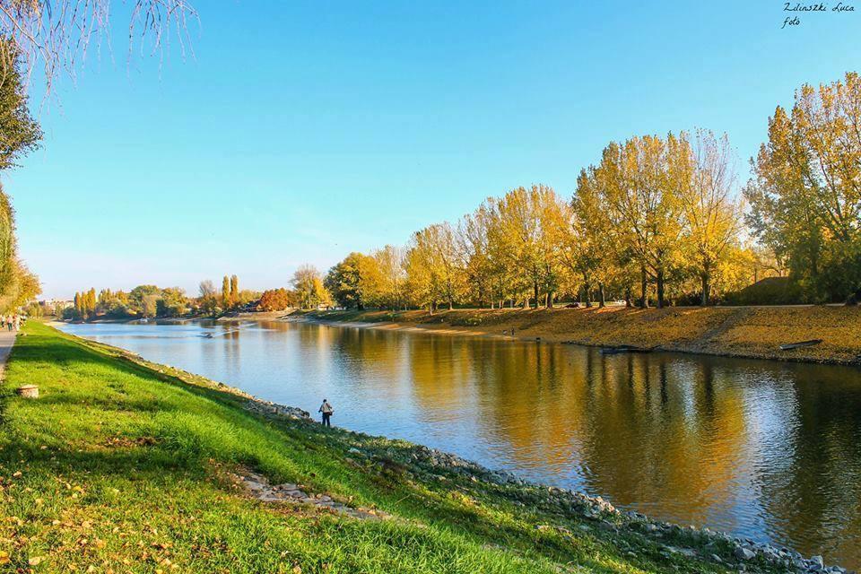 Sobri Halászcsárda és Panzió Baja Extérieur photo